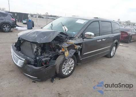 2016 Chrysler Town & Country Limited from USA, damaged, VIN 2C4RC1JG7GR127974